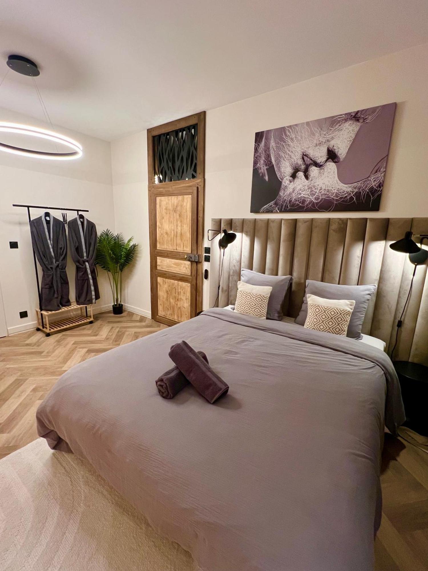 Et Sauna Luxueux Hyper Centre Apartment
